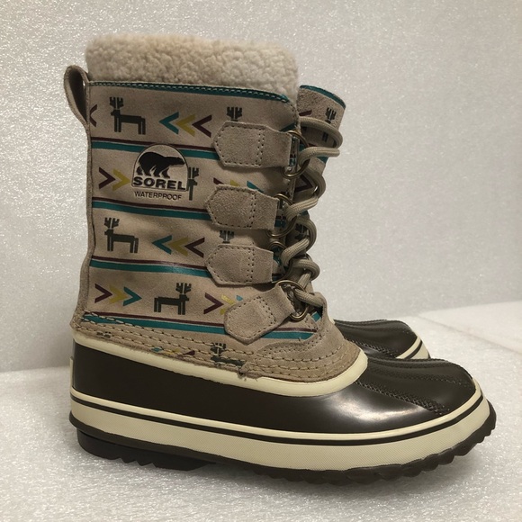 Sorel Shoes - Sorel Womens Boots 1964 Graphic Deer Print